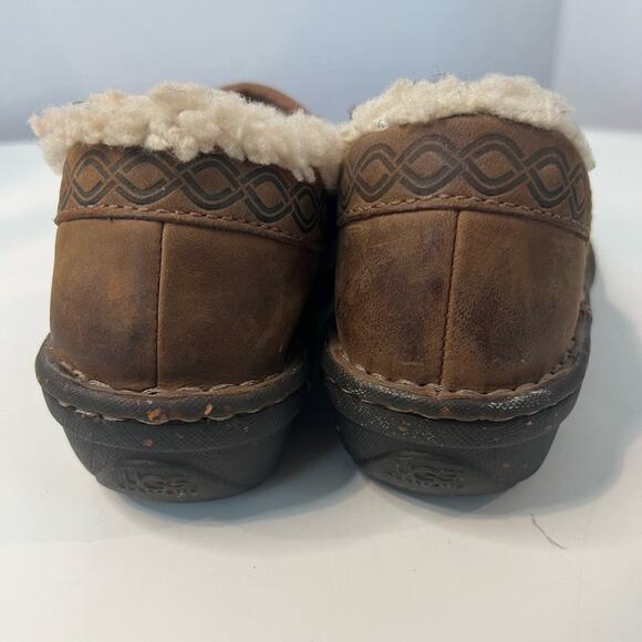 UGG Women’s Bettey 5747 Brown Leather Sheepskin Slip On Loafer Shoes Sz 5. - Picture 9 of 9